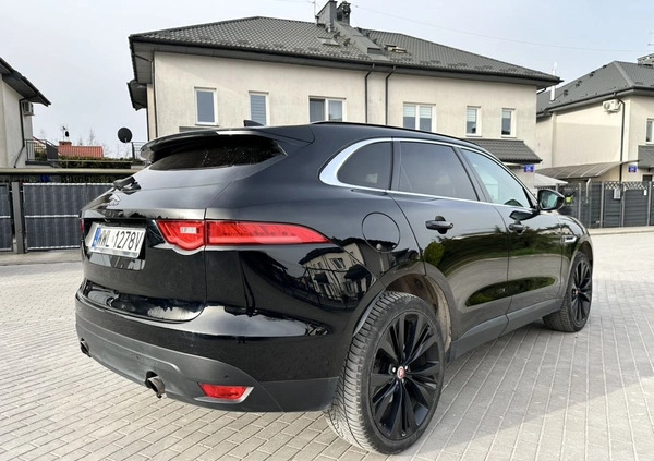 Jaguar F-Pace cena 137999 przebieg: 81000, rok produkcji 2019 z Marki małe 352